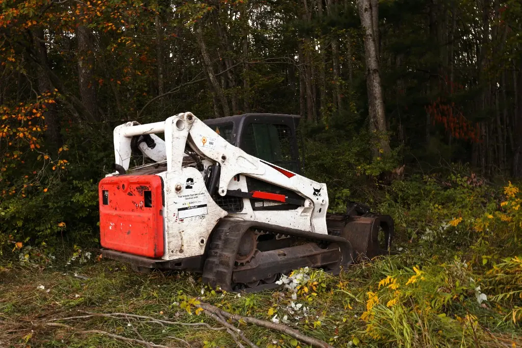 Land clearing crew opening a wooded Baldwin County parcel for pads, drives, and utility access — Excavation Elite
